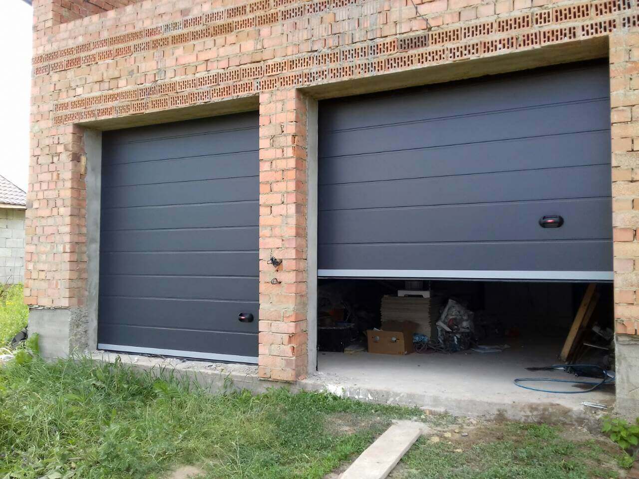 Автоматика для секційних воріт MOSEL: переваги в холодну пору року