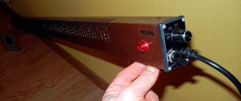 Конвектор плінтусного типу — дуже низький і довгий